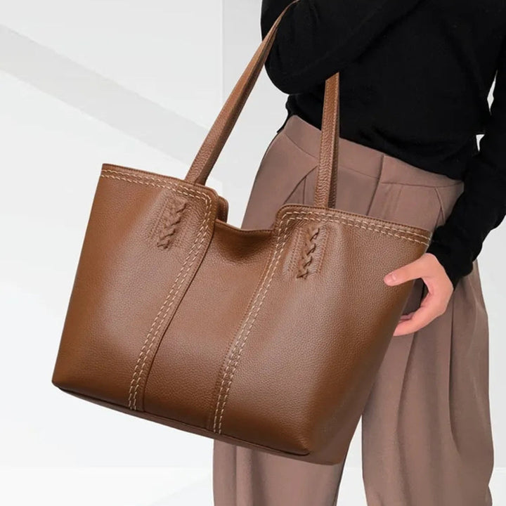 Bag for women - Spacious tote bag with stylish design and sturdy seams