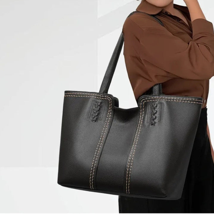 Bag for women - Spacious tote bag with stylish design and sturdy seams