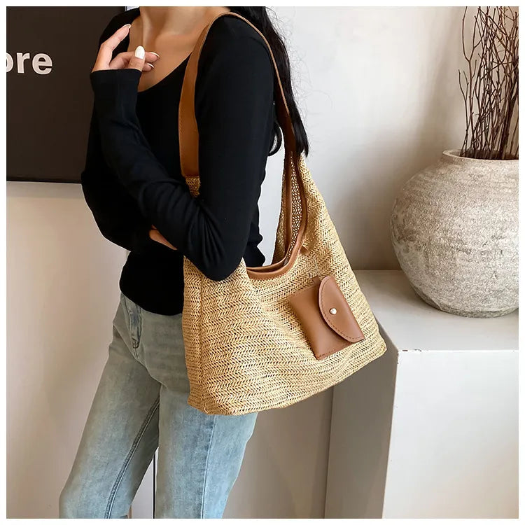 Colorful shoulder bag made of cotton with a practical additional pocket