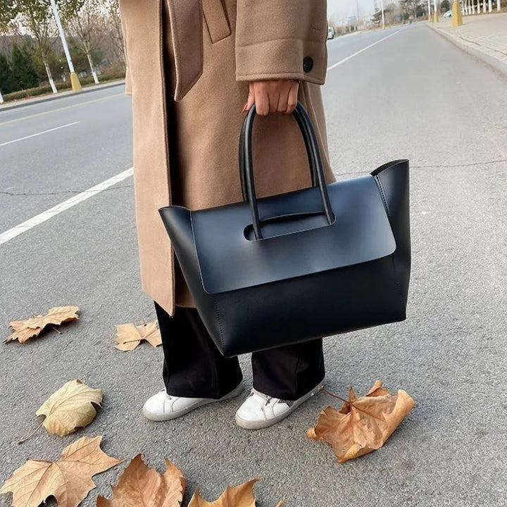 Handbag for women - Spacious tote bag in classic design made of high-quality material