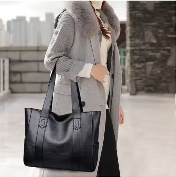 Large Shoulder Handbag Classic Tote