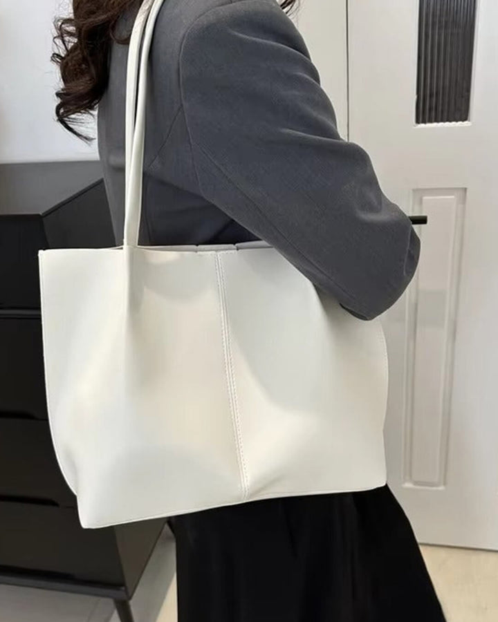 Ladies tote bag with open construction
