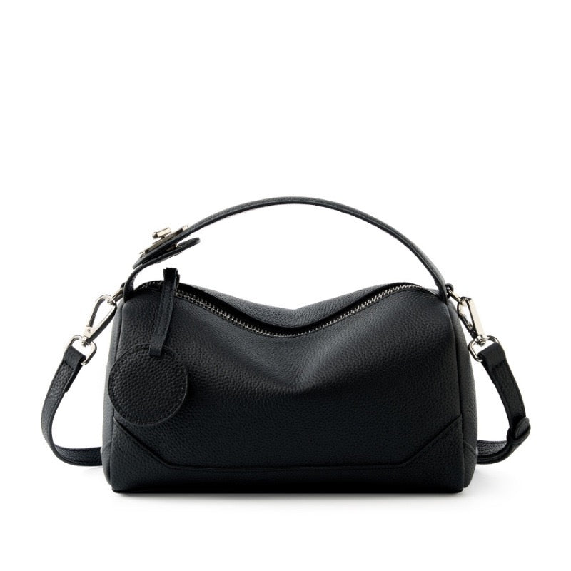 Quilted shoulder bag with shoulder strap