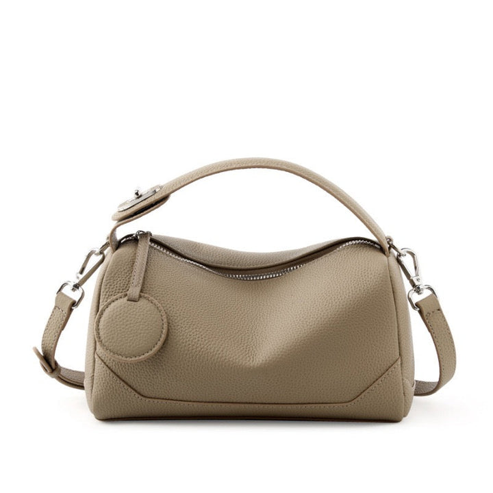 Quilted shoulder bag with shoulder strap