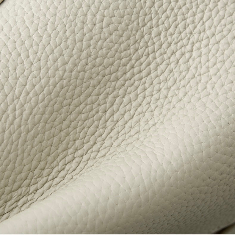 Quilted shoulder bag with shoulder strap
