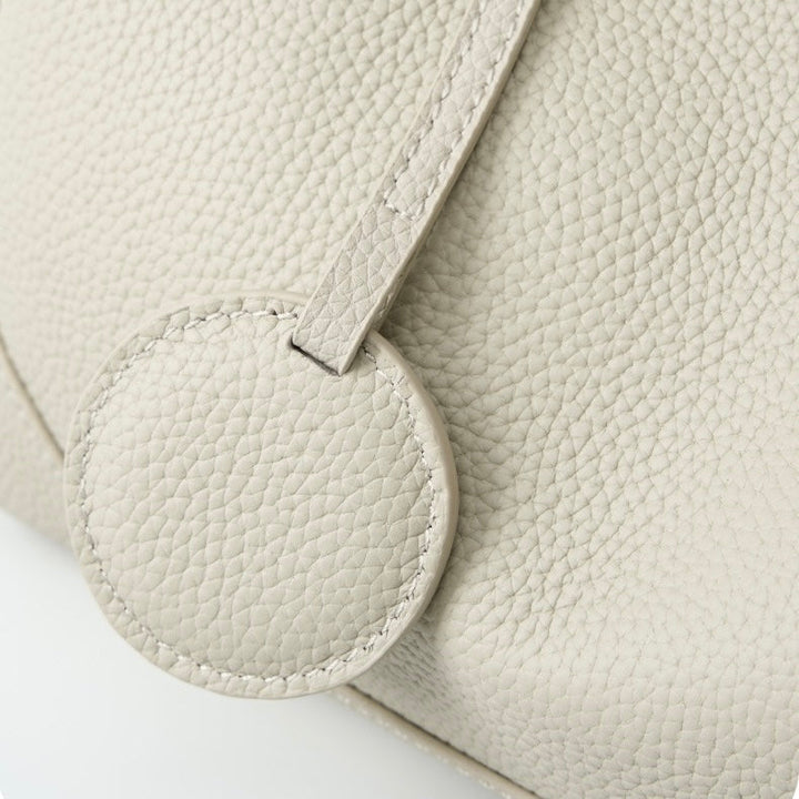 Quilted shoulder bag with shoulder strap