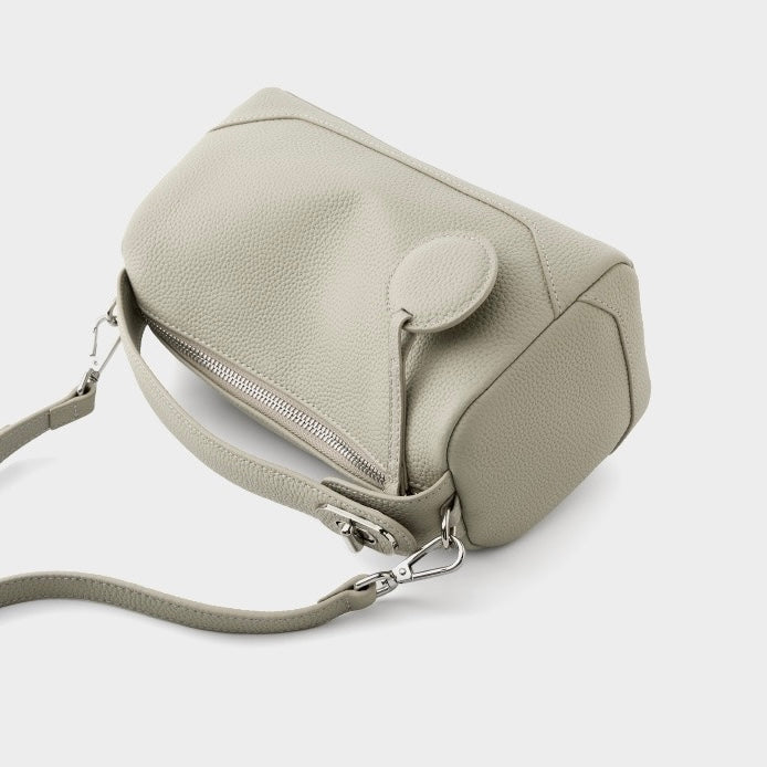 Quilted shoulder bag with shoulder strap