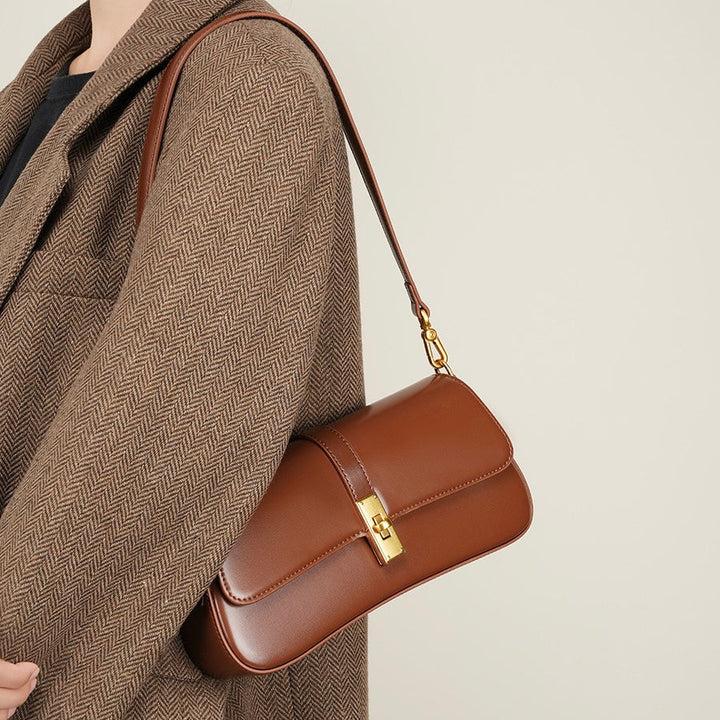 Ladies Baguette Bag with gold twist closure