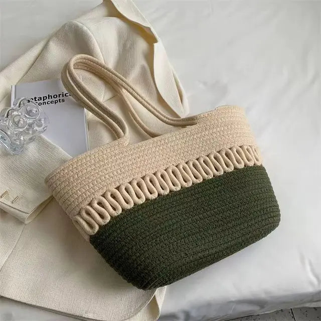 Women's shoulder bag with large capacity handcrafted from knit kit fabric and straw
