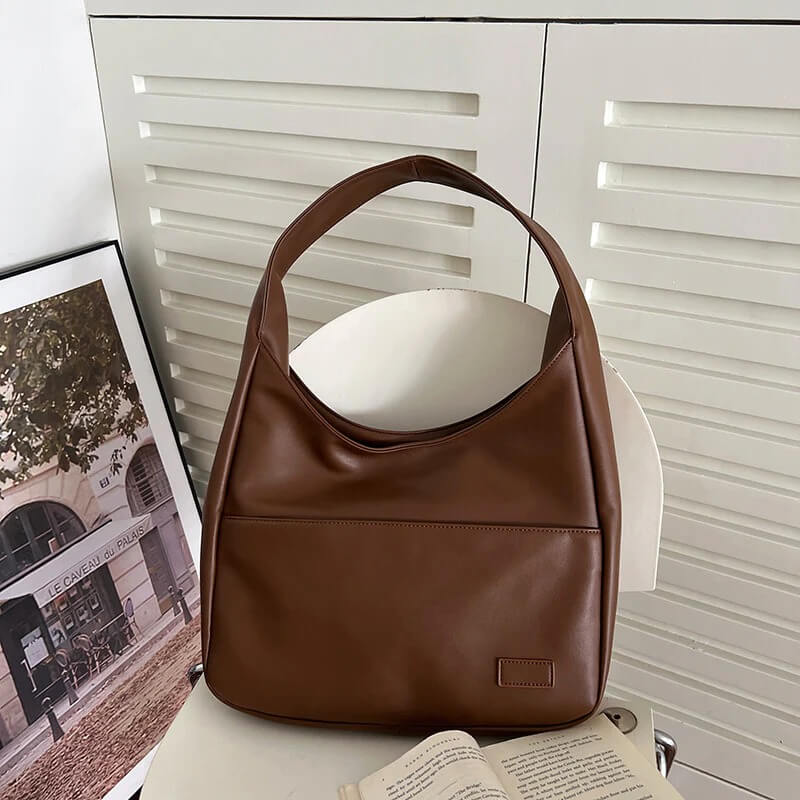 Hobo crossbody bag made of synthetic leather courier bag