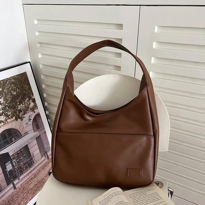 Hobo crossbody bag made of synthetic leather courier bag