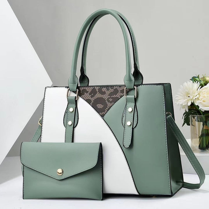 Ladies' fashionable tote bag with removable clutch