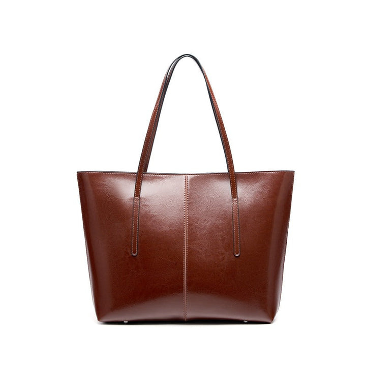 Women's tote bag with elegant design and spacious interior