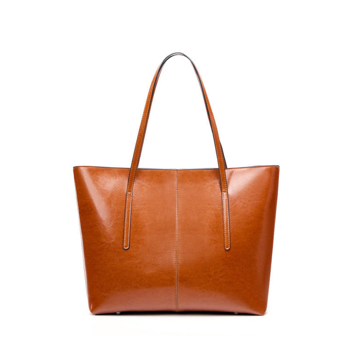 Women's tote bag with elegant design and spacious interior
