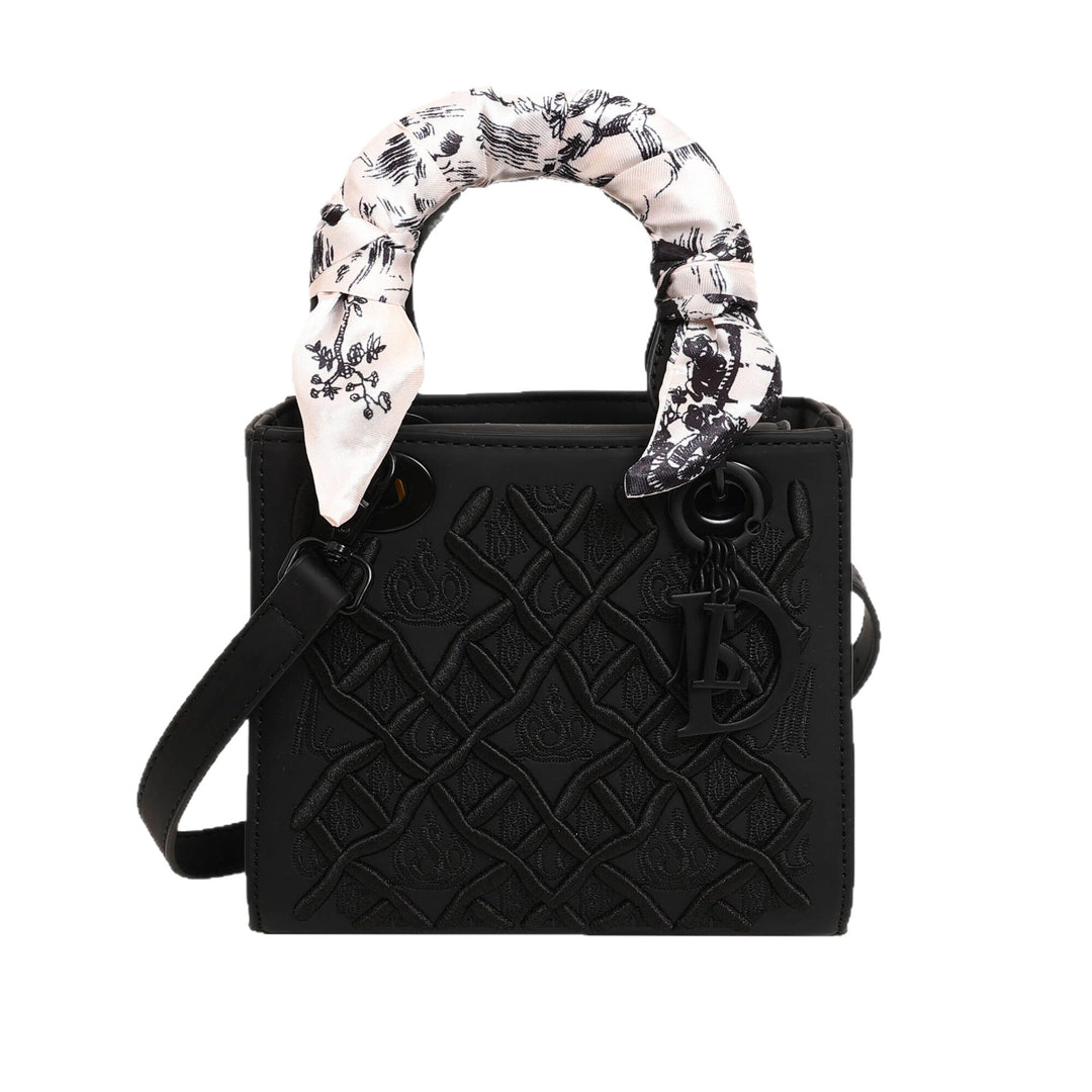 Ladies handbag with luxurious pattern