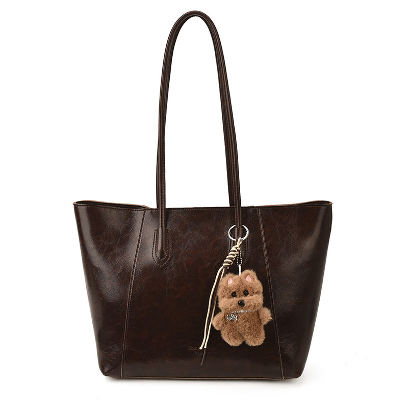 Women’s tote bag with high-quality faux leather and practical interior