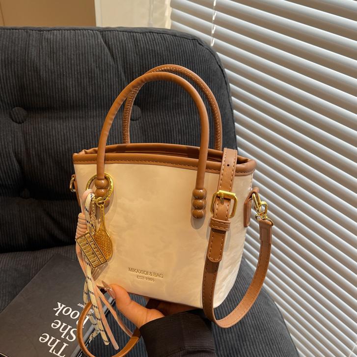 Women's Mini-Shopper Bag with Fashionable Chain Application
