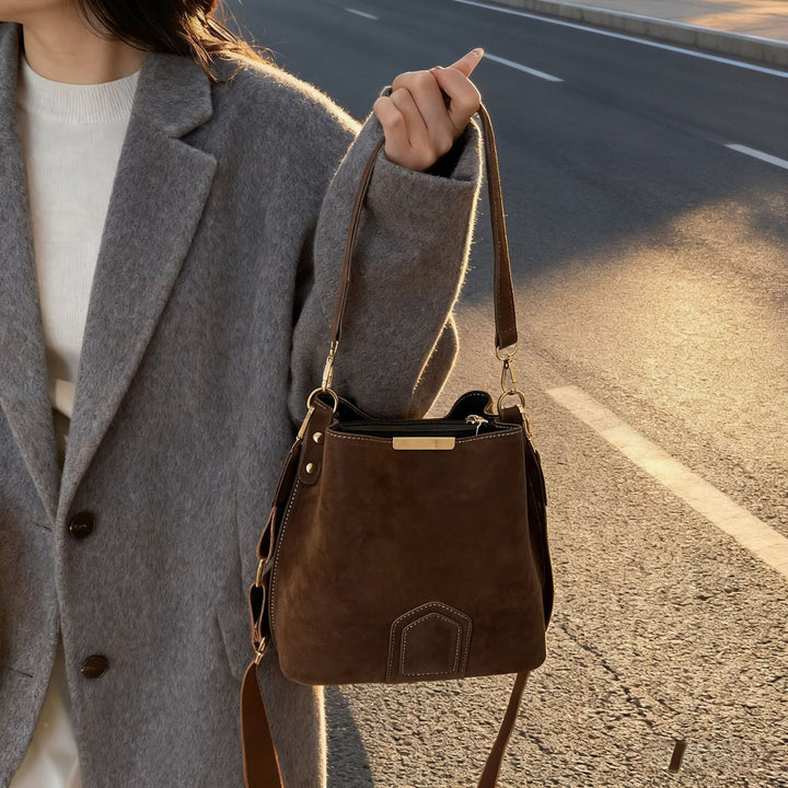 Women’s practical shoulder bag made of high-quality suede