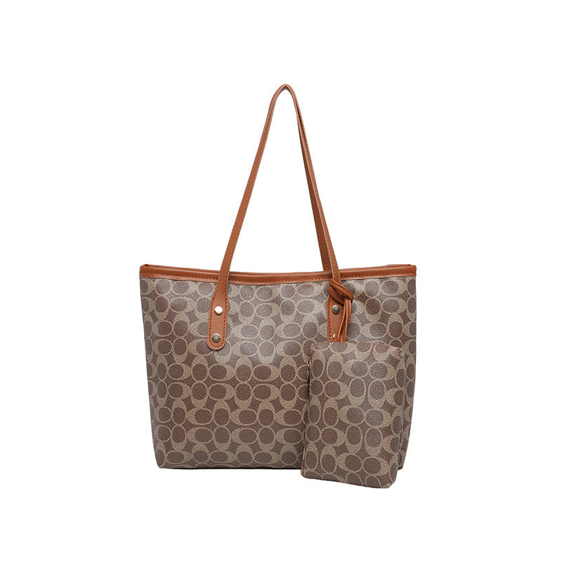 Women's tote bag with practical inner pocket and elegant design