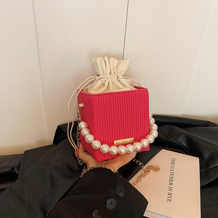 Women's mini handbag with detachable pearl chain