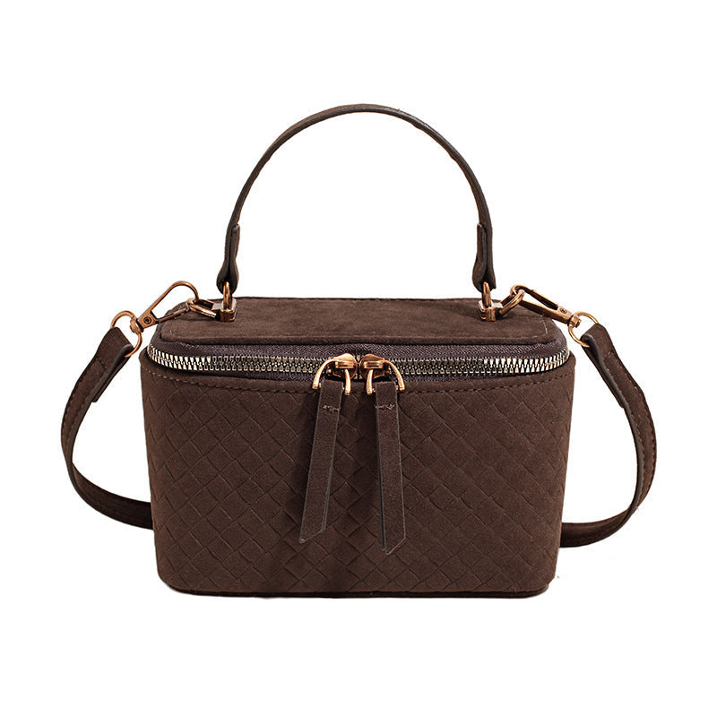 Women's structured shoulder bag with detachable carrying strap