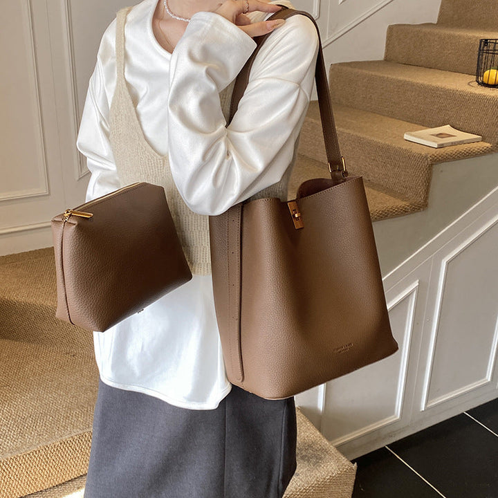 Ladies elegant Tote Bag with modern closure