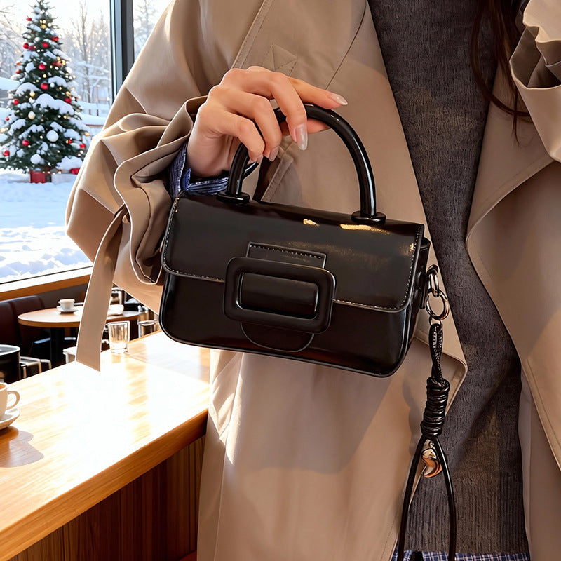 Women’s mini handbag with detachable shoulder strap and modern design