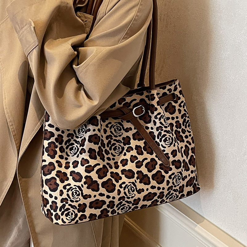 Women's Shopper Bag with floral and animal design
