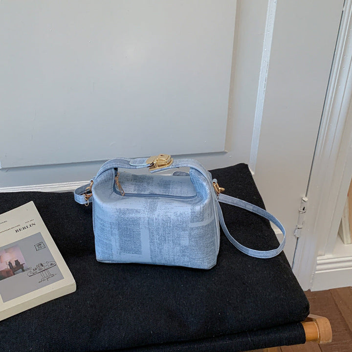 Women’s mini handbag in modern design