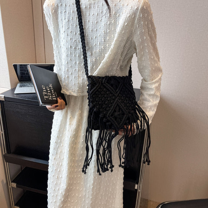 Women's Macrame Shoulder Bag with Decorative Fringes
