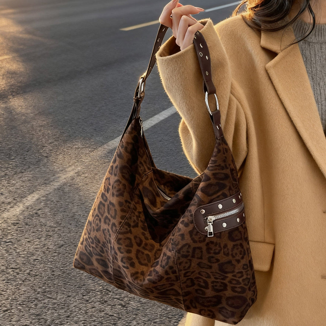 Women's Shoulder Bag in Casual Animal Print Style