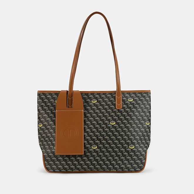 Ladies designer bag with unique pattern