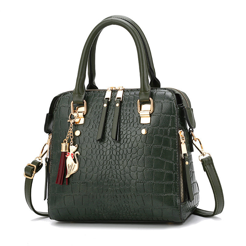 Women's high-quality tote handbag with stylish crocodile leather look and removable shoulder strap