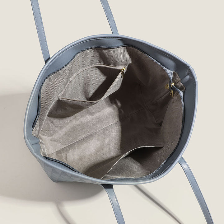 Women's tote bag with elegant diamond design and practical inner compartments