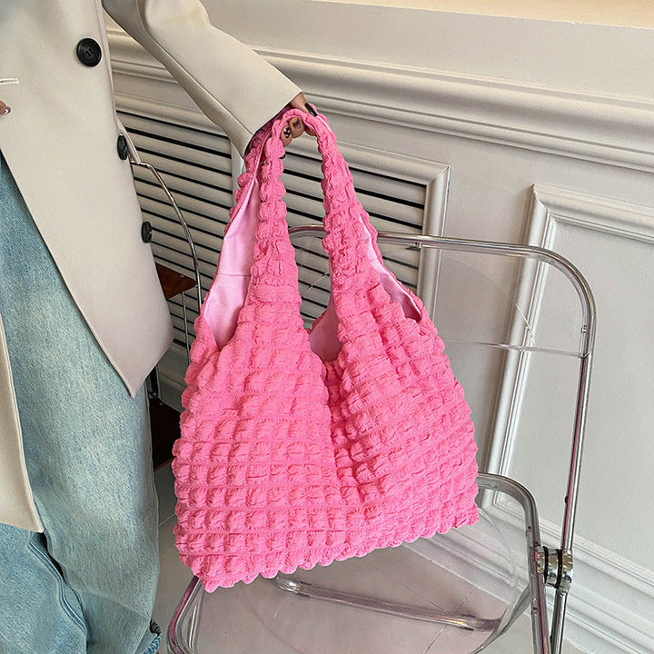 Women's tote bag with structured design