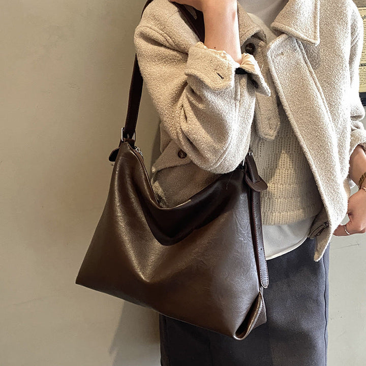 Women's wearable shoulder bag