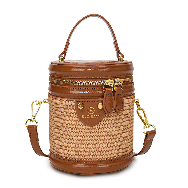 Women stylish shoulder bag in elegant basket design