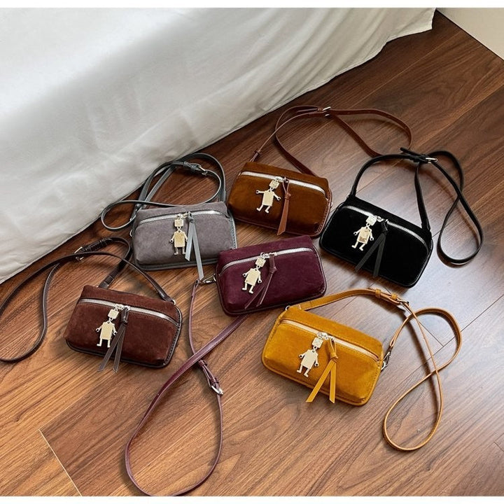 Women's practical shoulder bag made of high-quality suede leather