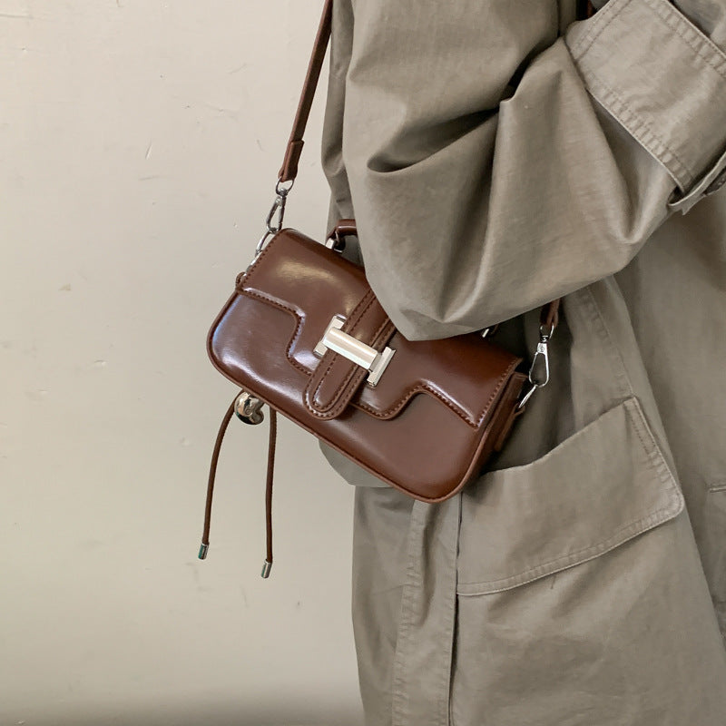 Women's handbag made of high-quality faux leather with detachable shoulder strap