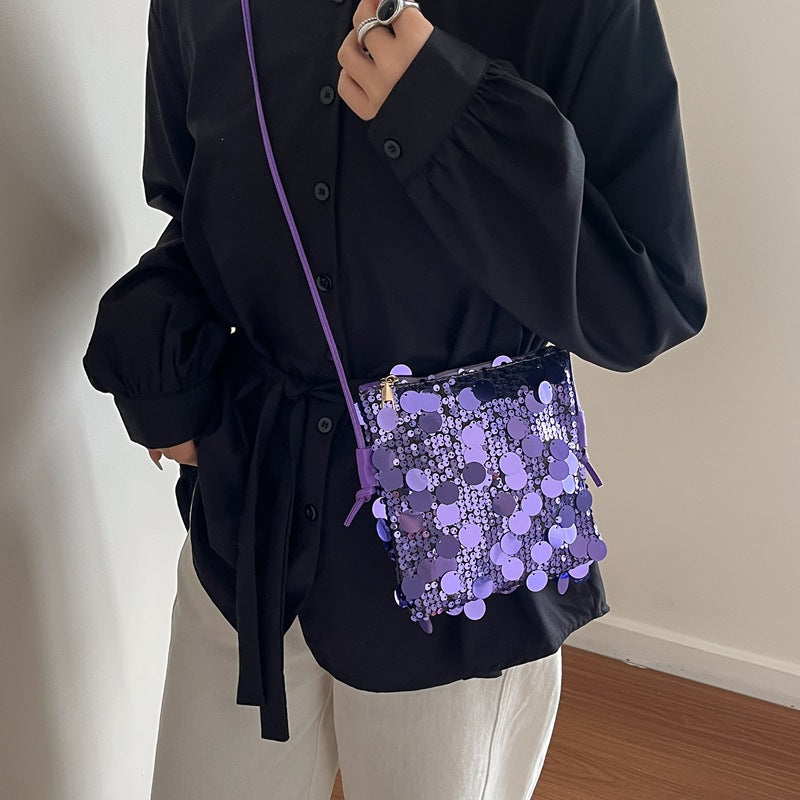 Women’s shoulder bag with sparkly sequin design