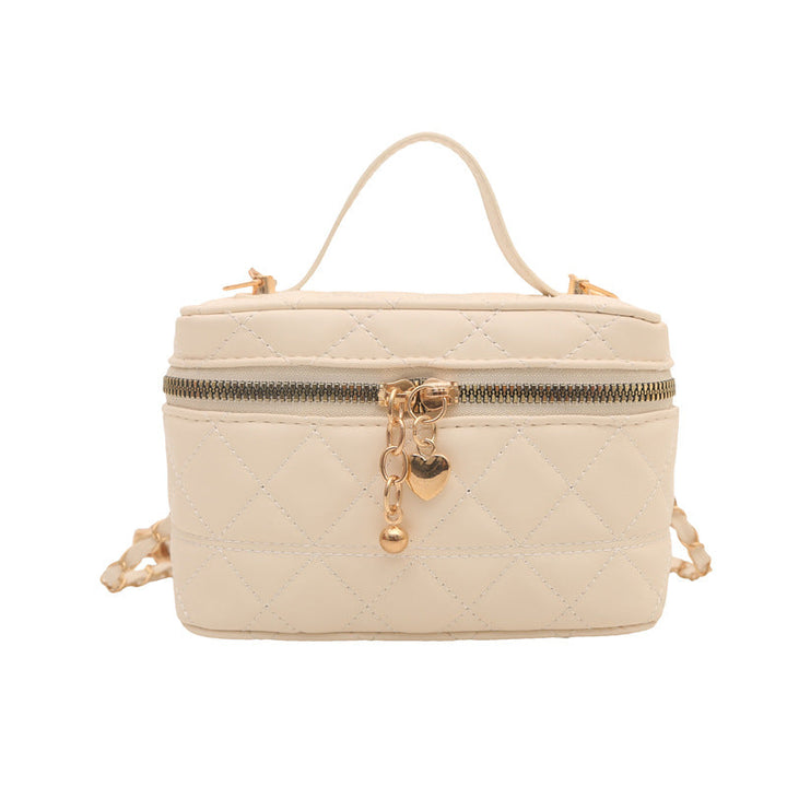 Women’s elegant quilted mini handbag with detachable shoulder strap