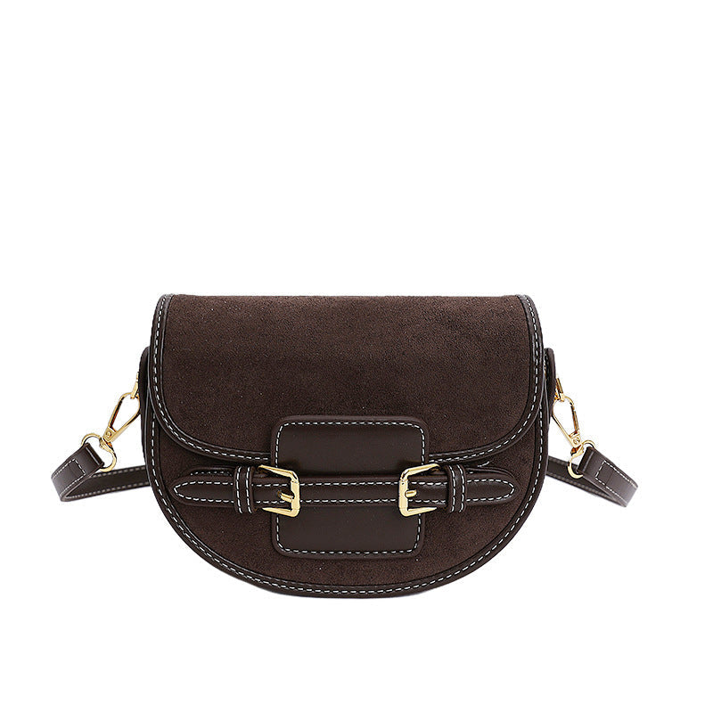 Women's shoulder bag made of high-quality suede with elegant chain closure