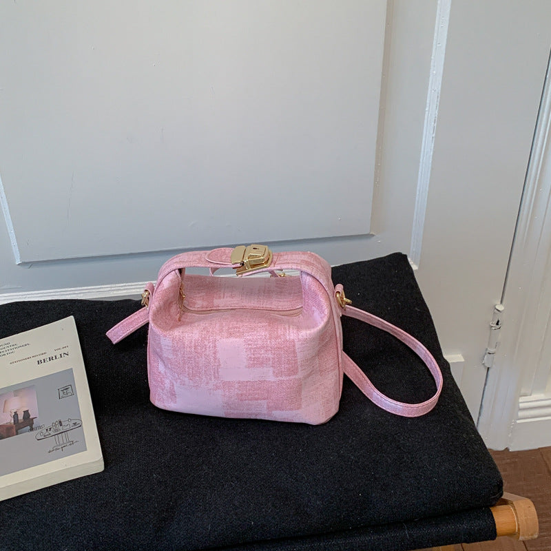 Women’s mini handbag in modern design