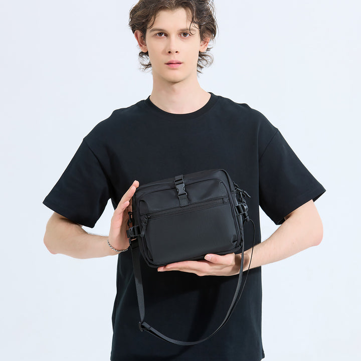 Adjustable Compact Sling Bag Cardanzo