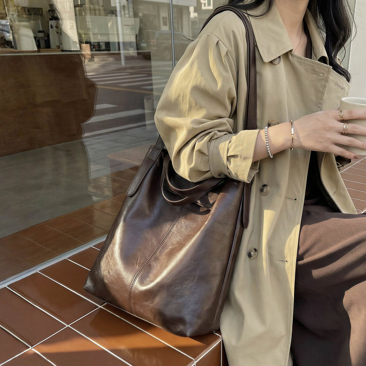 Women's high-quality leather tote bag