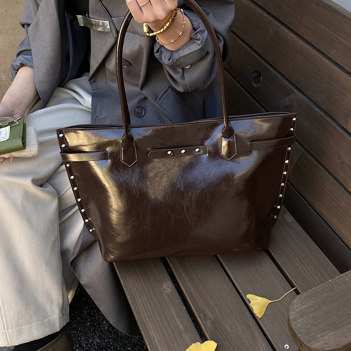 Ladies stylish Tote Bag with fashionable detail