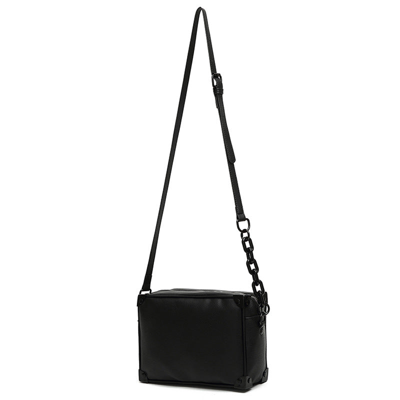 Chain-Detail Crossbody Bag Cardanzo