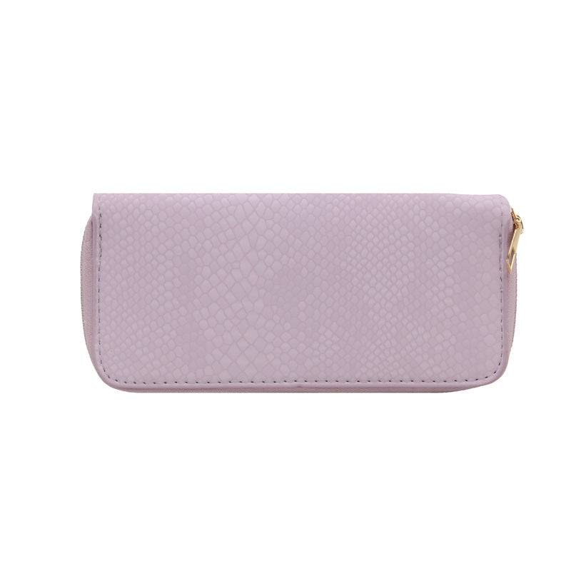 Women's elegant wallet in luxurious snake pattern