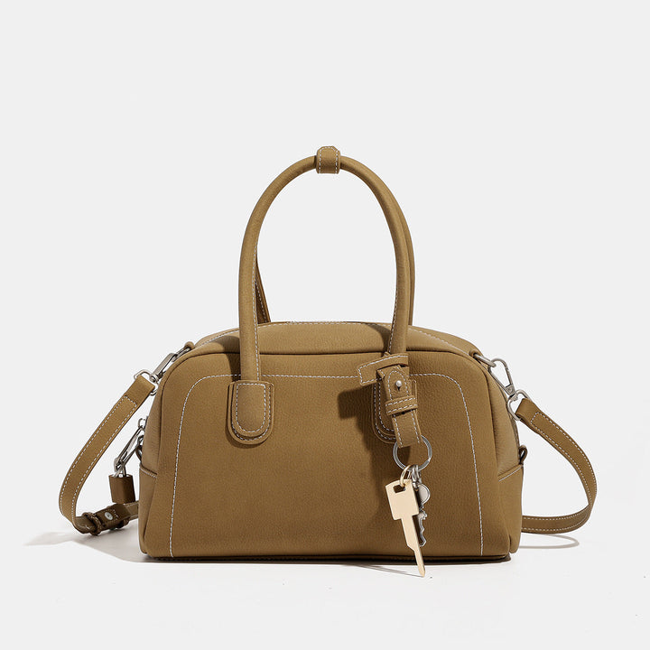 Women's handbag with removable and adjustable shoulder strap
