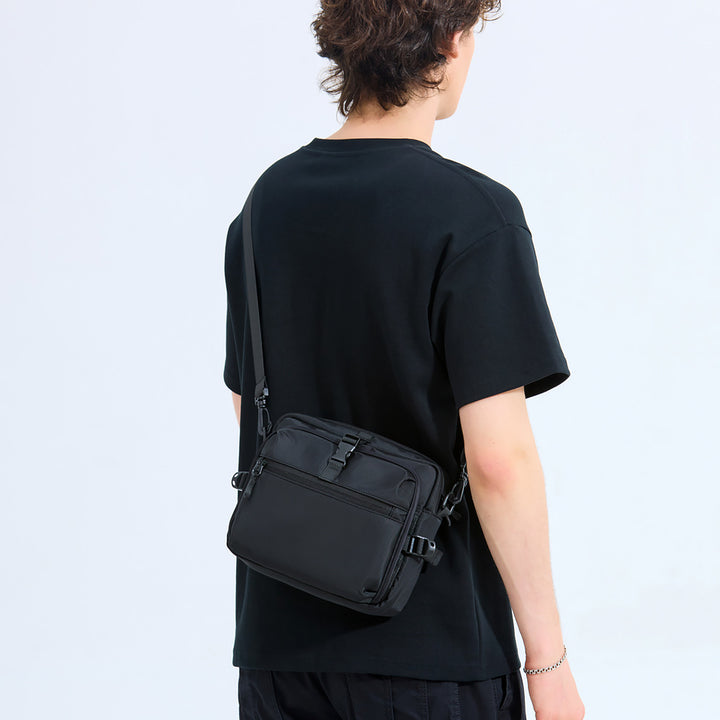 Adjustable Compact Sling Bag Cardanzo